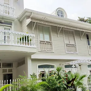 3* Bed & Breakfast Charming La Casita Mercedes, 5br And 5tb For Family And Friends Staycation